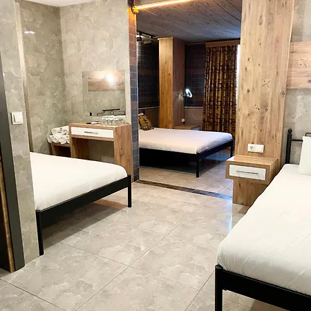 Hotel M-oda *